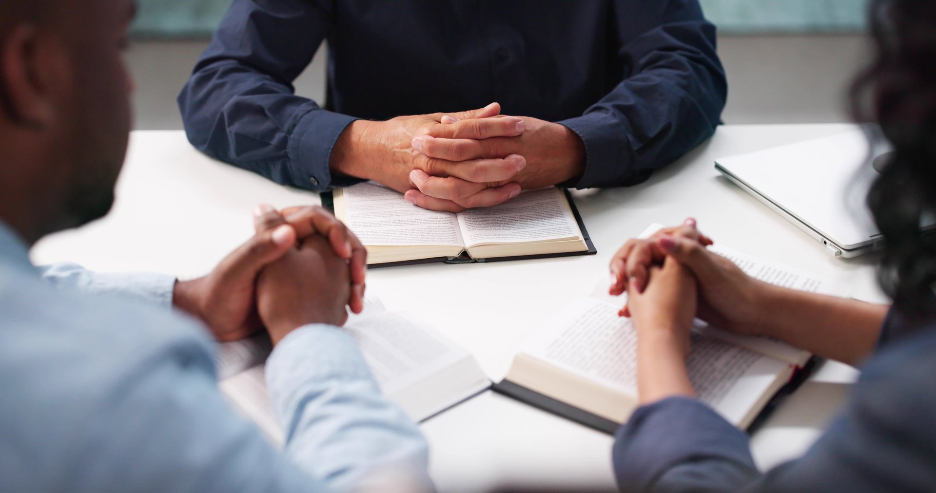 Liderazgo pastoral NJ - Confraternidad de Pastores unidos en oración
